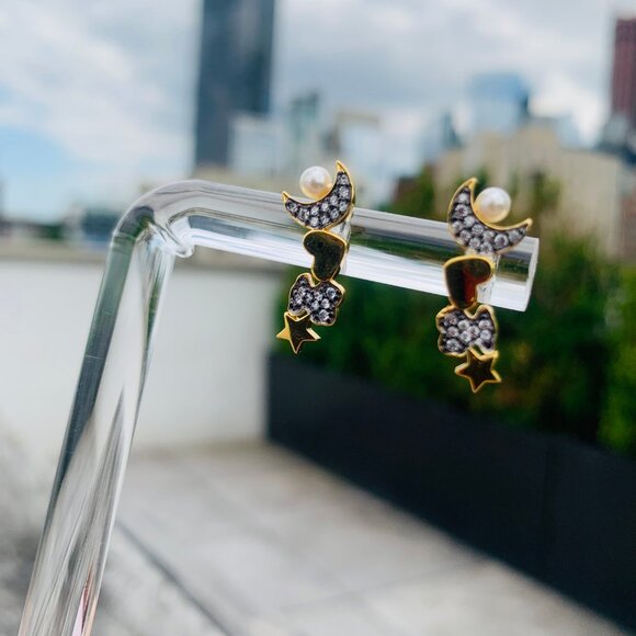 TOUS 4-shapes Cluster Mini Pearl Bear Moon Star Heart Pin Gold Black Earrings - Picture 7 of 15